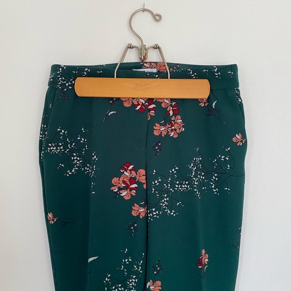 Crop Carolina Belle Pants. Size 4. - Picture 3 of 6